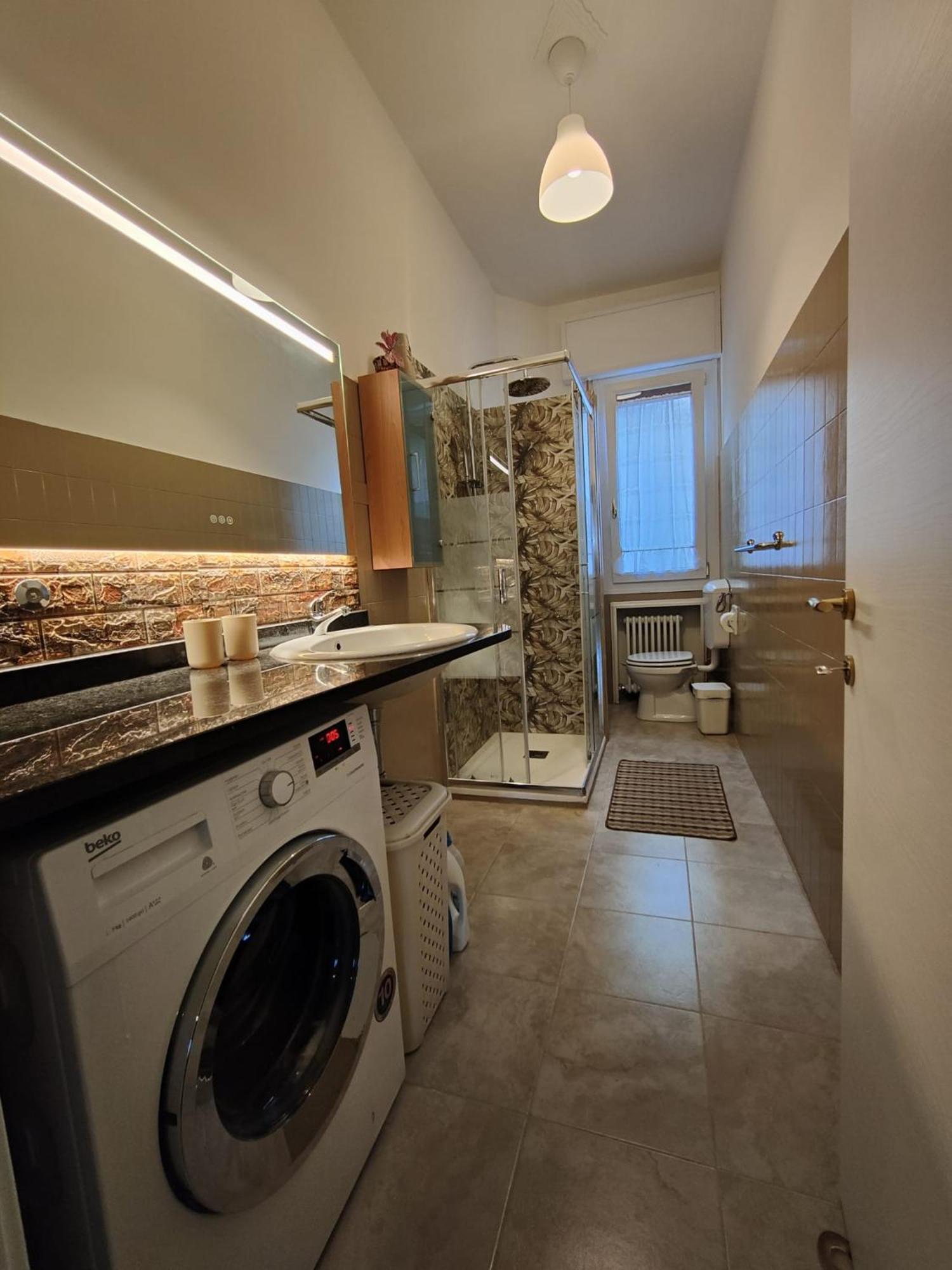 Elegante Appartamento 90 Mq Zona Corticella Fiera Bologna Eksteriør billede
